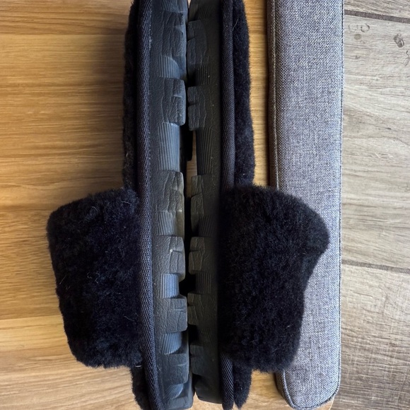 UGG Cozette Slipper Size 7 Black - Picture 5 of 7